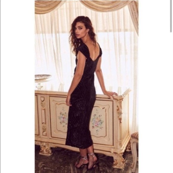 SAYLOR Farrah Tiger Metallic Velvet Burnout Divoré Wrap Style Midi Slit Dress - Picture 16 of 16